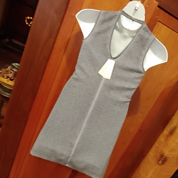 Others Follow dress - Picture 3 of 8